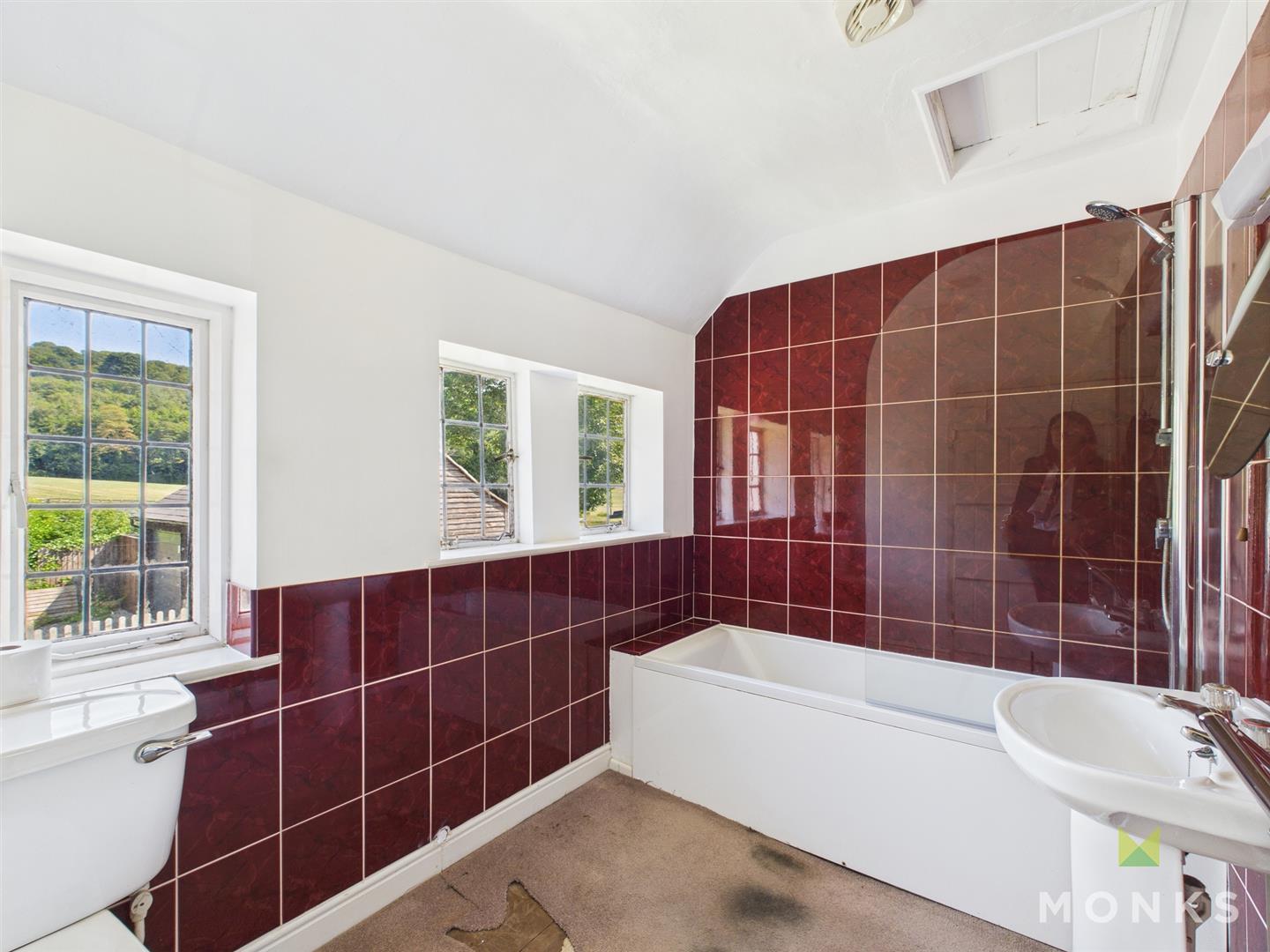 The Cottage Gooseberry Lane, Shrewsbury, SY4 3BB SSTC The Cottage Gooseberry Lane, Shrewsbury, SY4 3BB SSTC